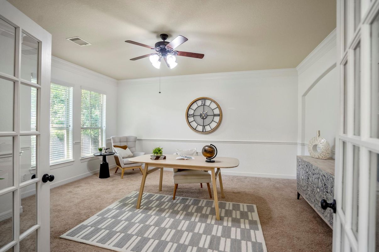 Home Office, Interior