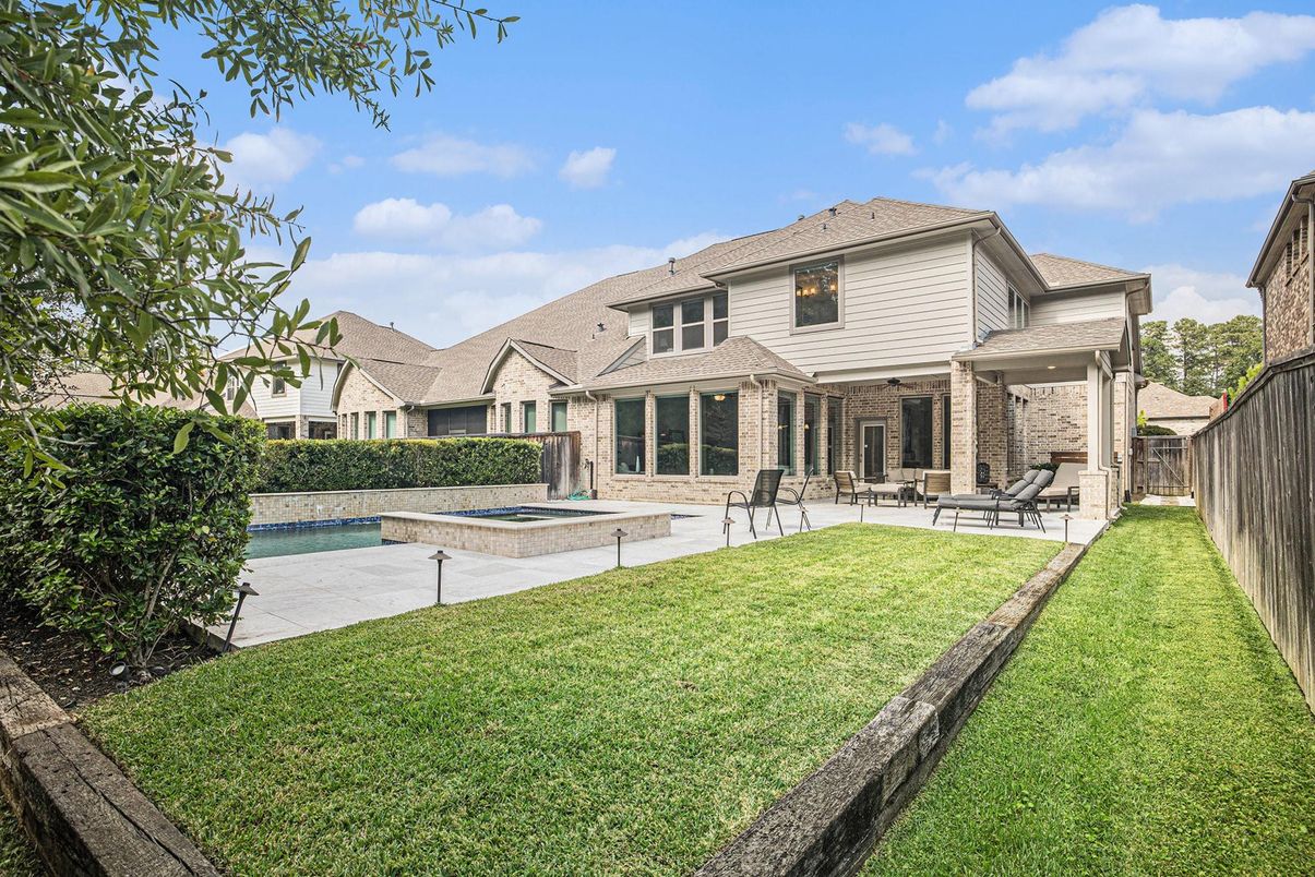 Backyard, Exterior, Pool