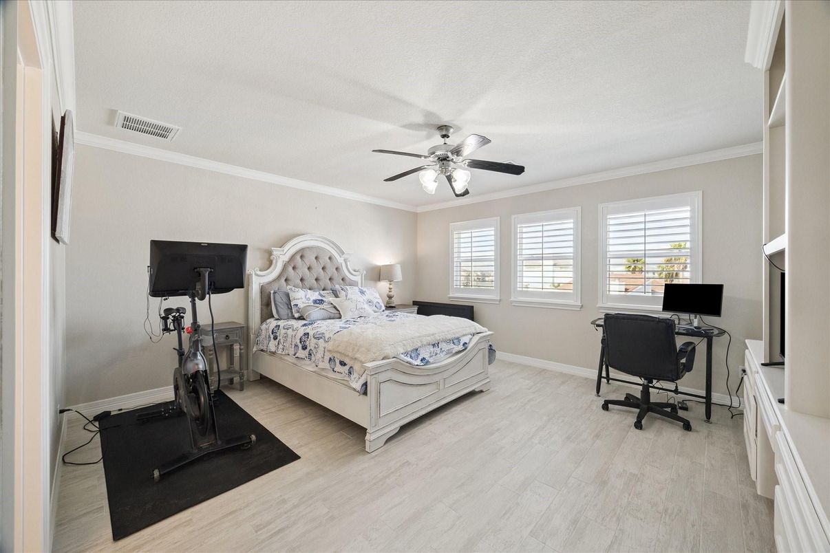 Bedroom, Fitness Equipment, Home Office, Interior, Wood Texture Flooring