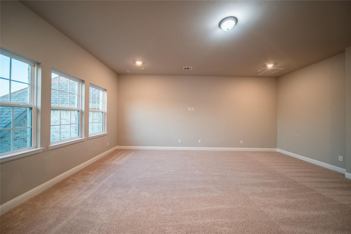 Empty room, Interior, Recessed Lighting