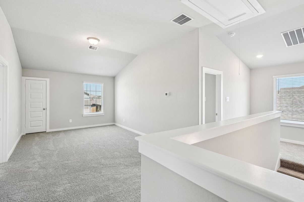 Empty room, Interior, Recessed Lighting