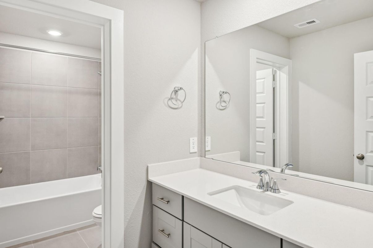 Bathroom, Interior, Recessed Lighting