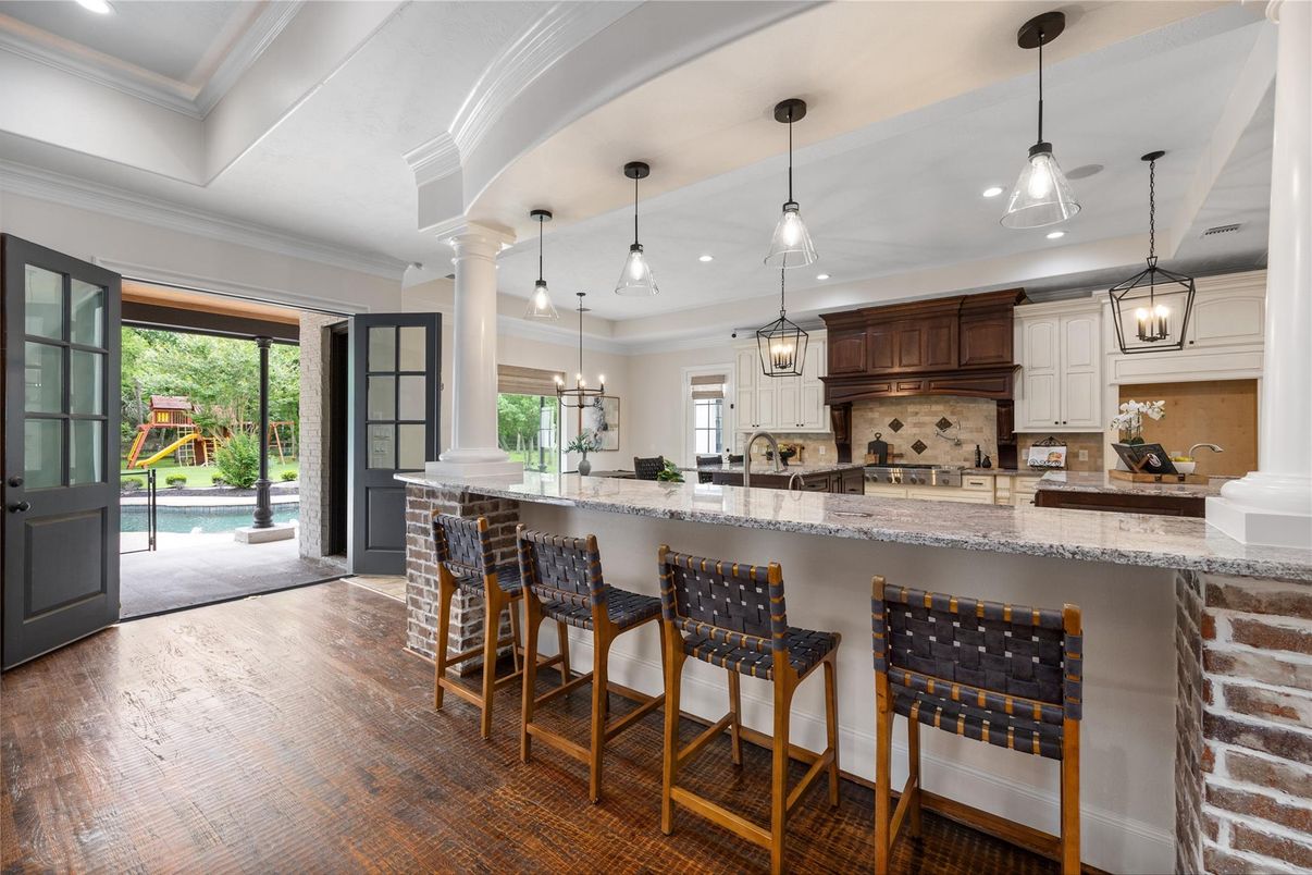 Interior, Kitchen, Pendant Lights, Recessed Lighting, Wood Texture Flooring