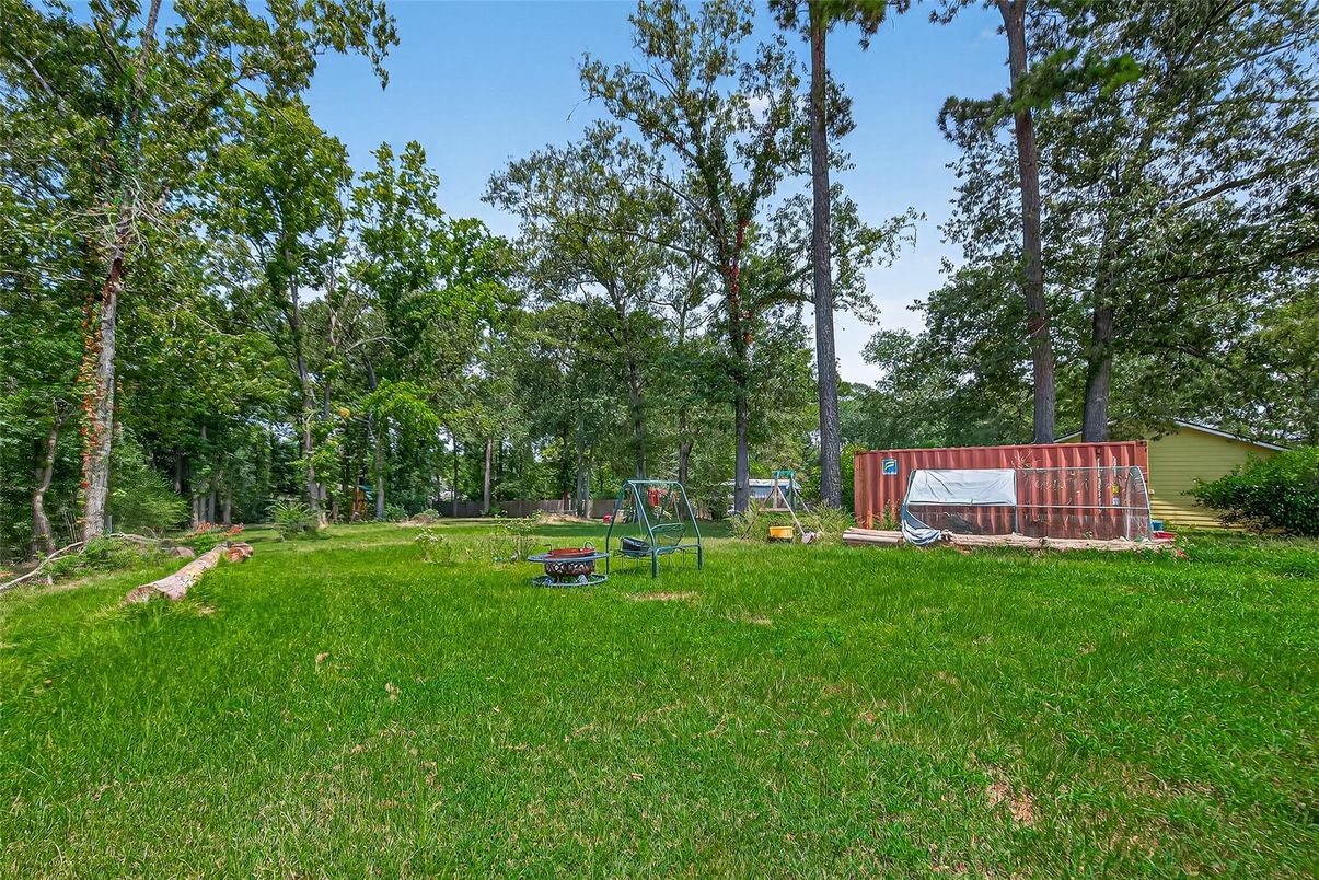 Backyard, Exterior, Playground
