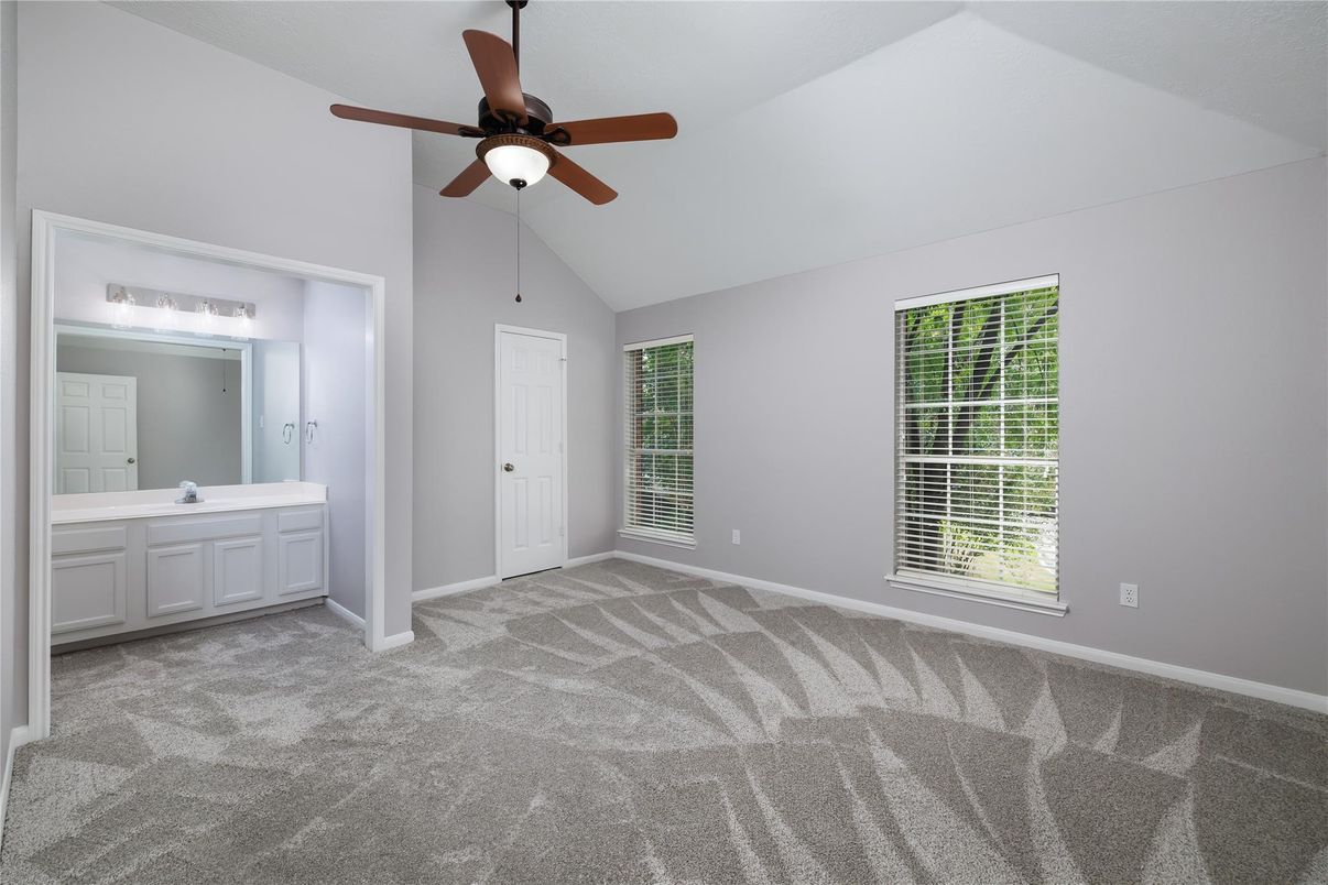 Bathroom, Empty room, Interior