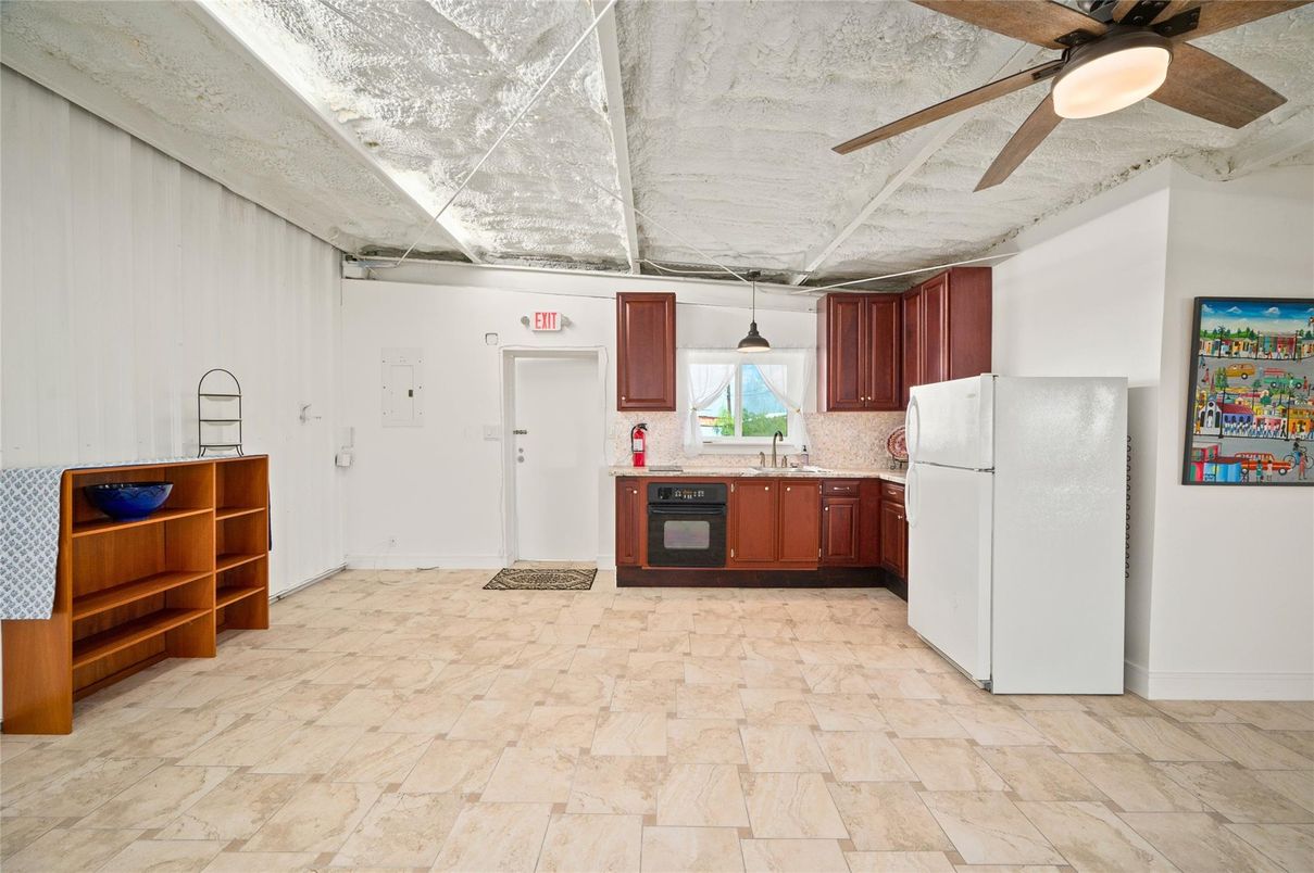 Interior, Kitchen, Pendant Lights