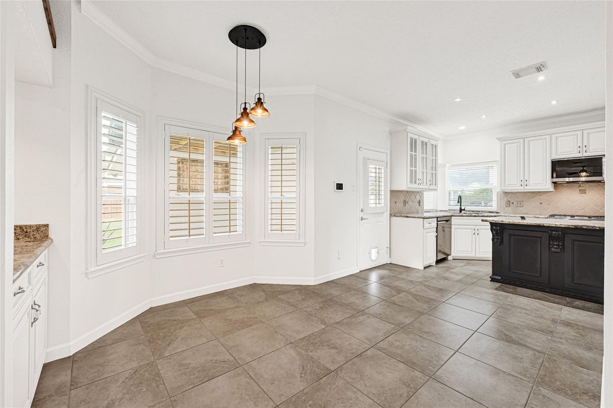 Interior, Kitchen, Pendant Lights, Recessed Lighting