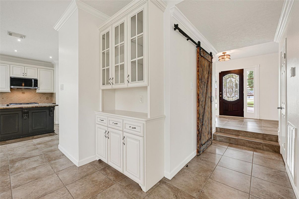 Interior, Kitchen, Recessed Lighting