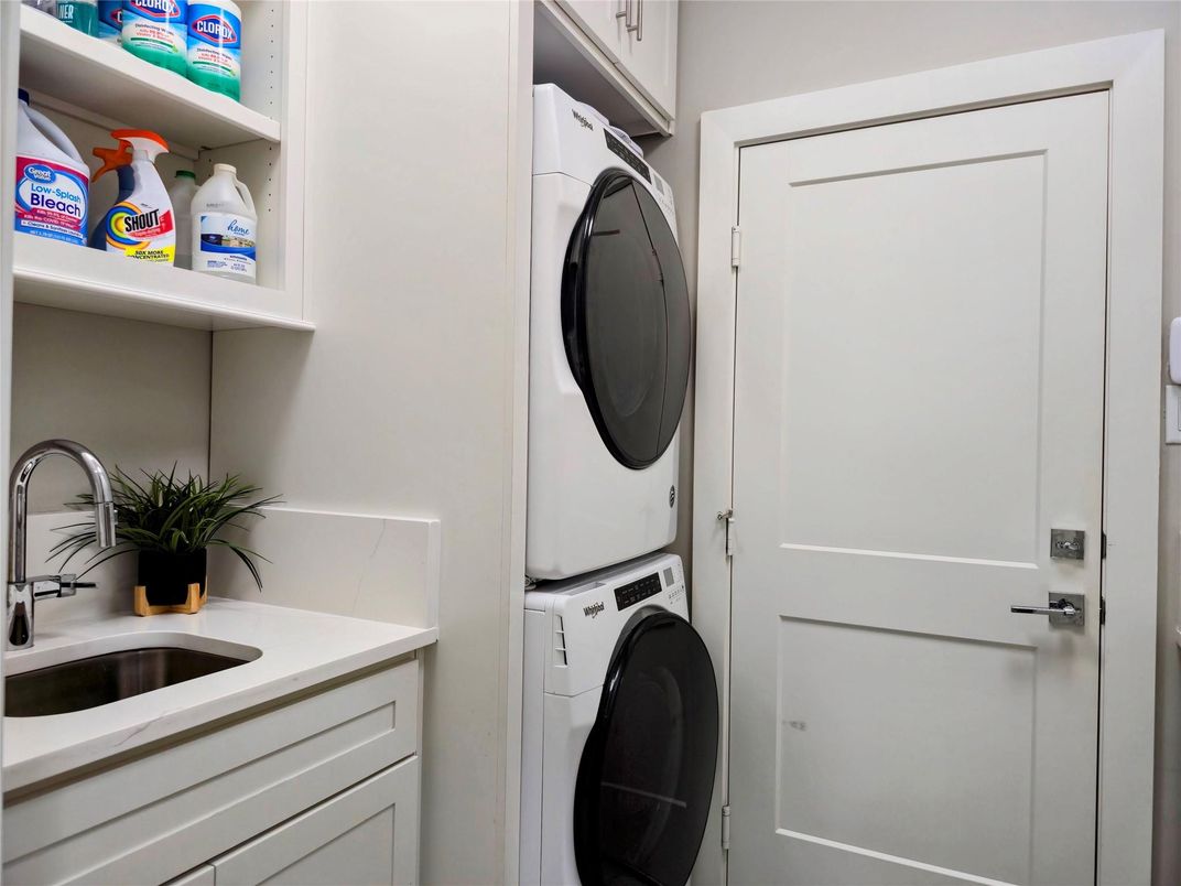 Interior, Utility Closets, Washer