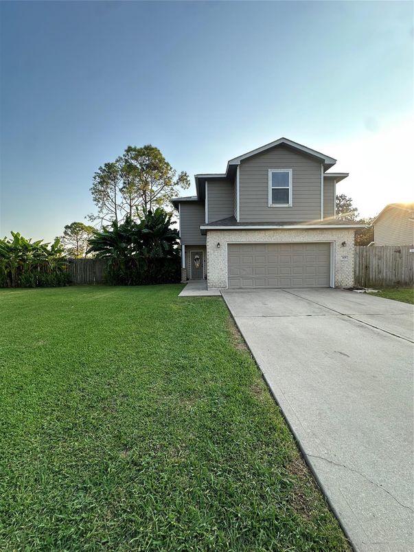 Attached, Backyard, Exterior, Facade, Split Level