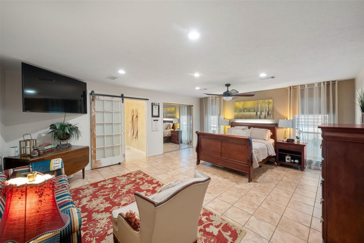 Bedroom, Interior, Recessed Lighting
