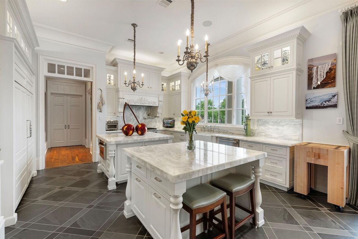 Chandelier, Interior, Kitchen, Recessed Lighting
