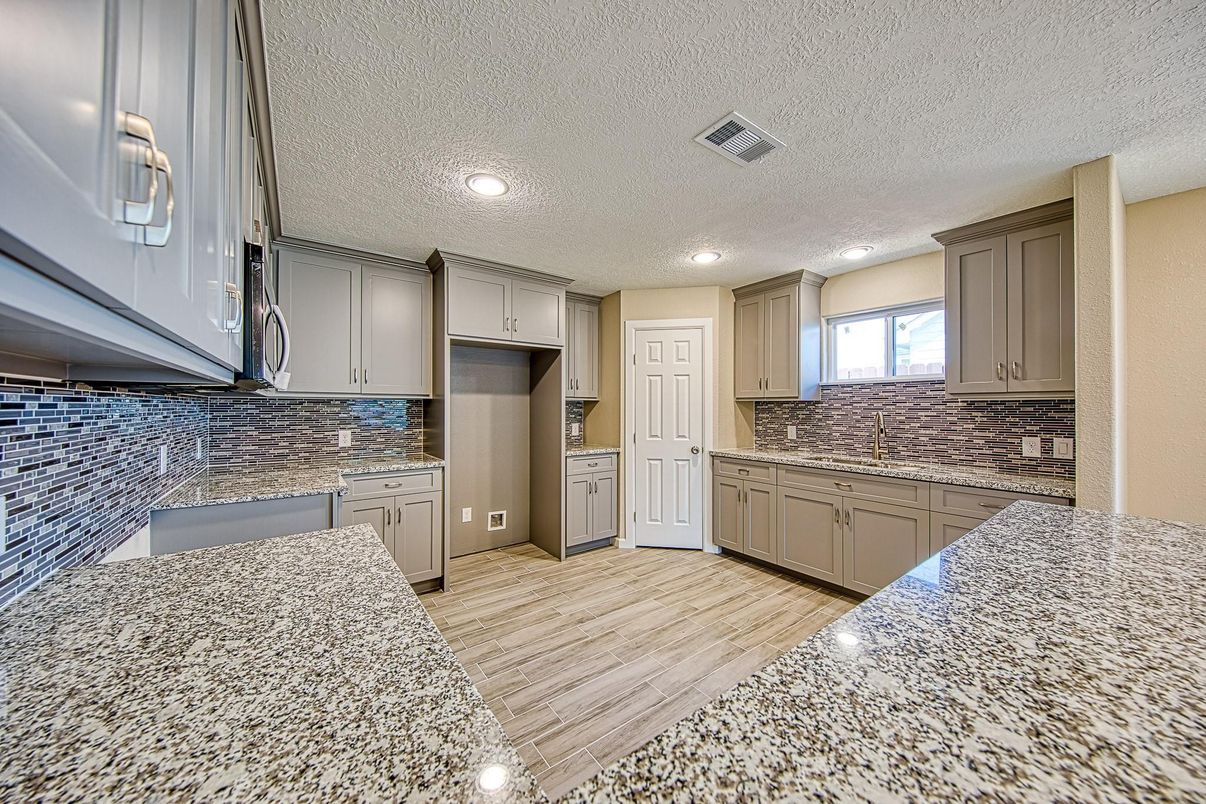 Interior, Kitchen, Recessed Lighting, Wood Texture Flooring