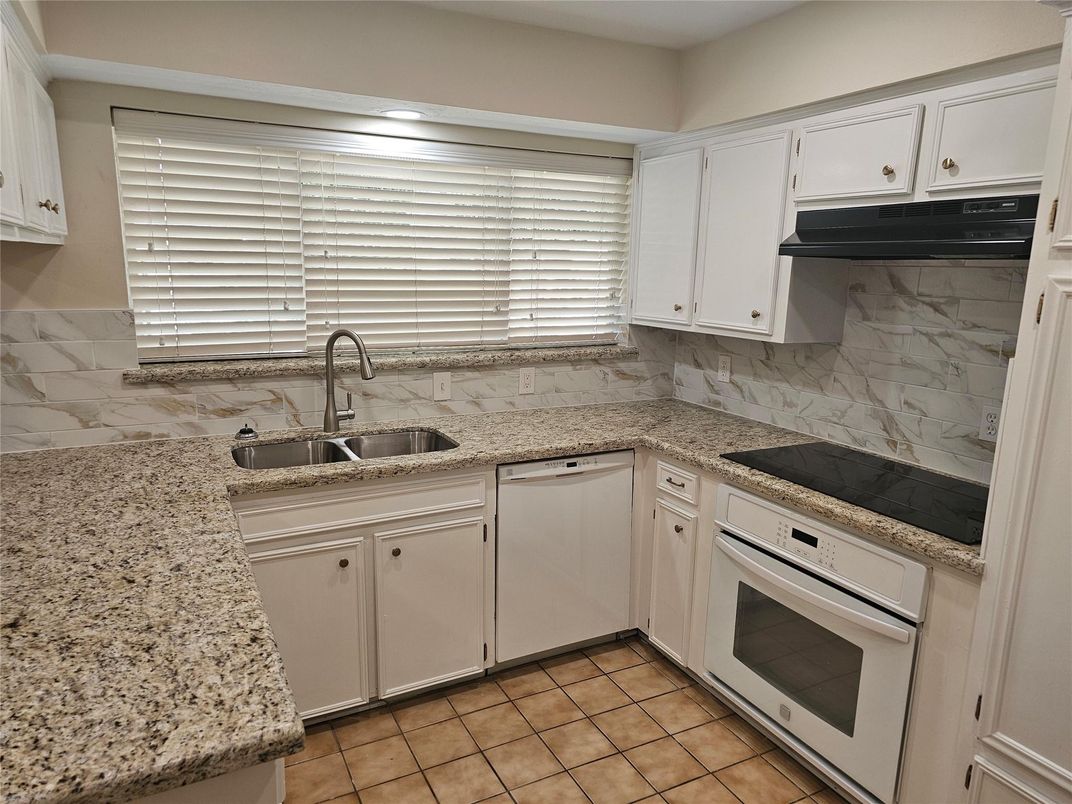 Interior, Kitchen, Marble Walls
