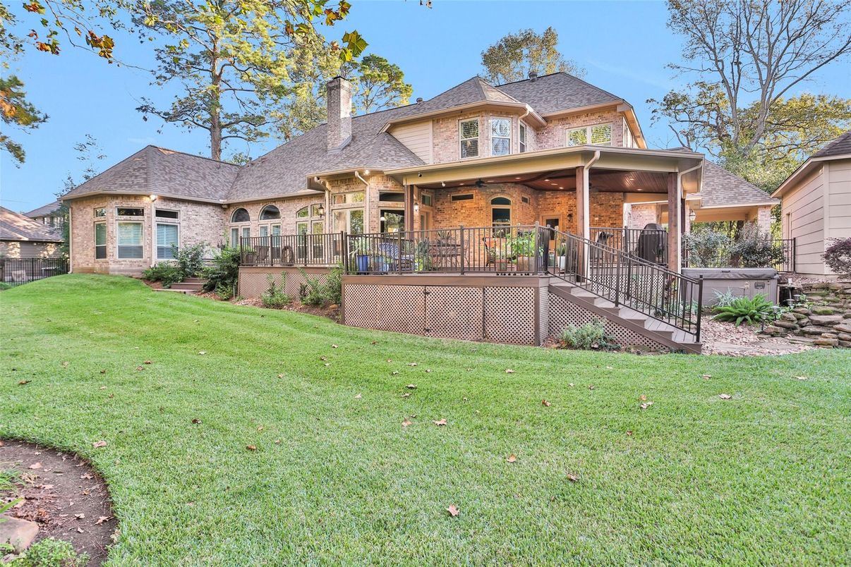 Backyard, Exterior, Facade, Brick Facade, French Provincial