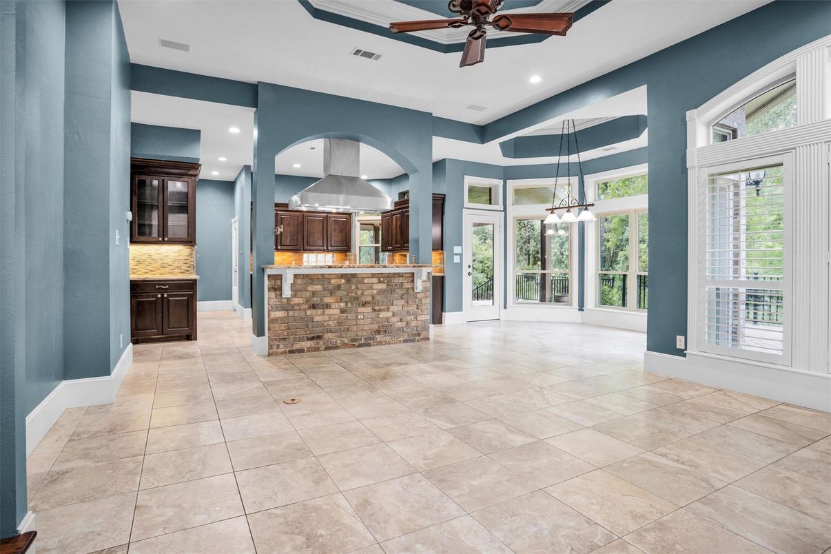 Interior, Kitchen, Pendant Lights, Recessed Lighting, Stainless Steel Appliances