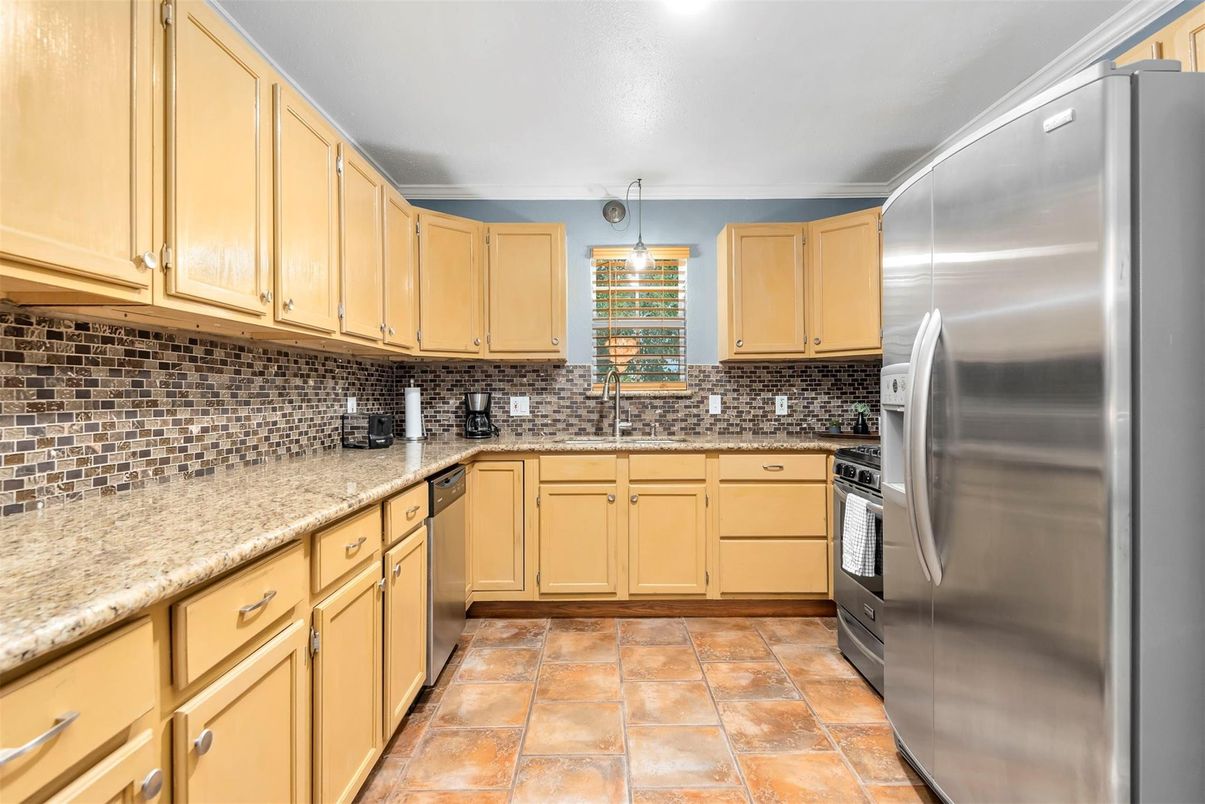 Interior, Kitchen, Stainless Steel Appliances