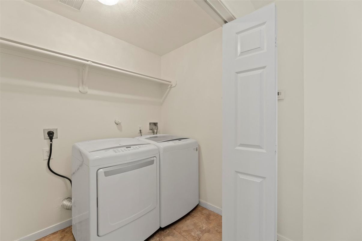 Interior, Washer