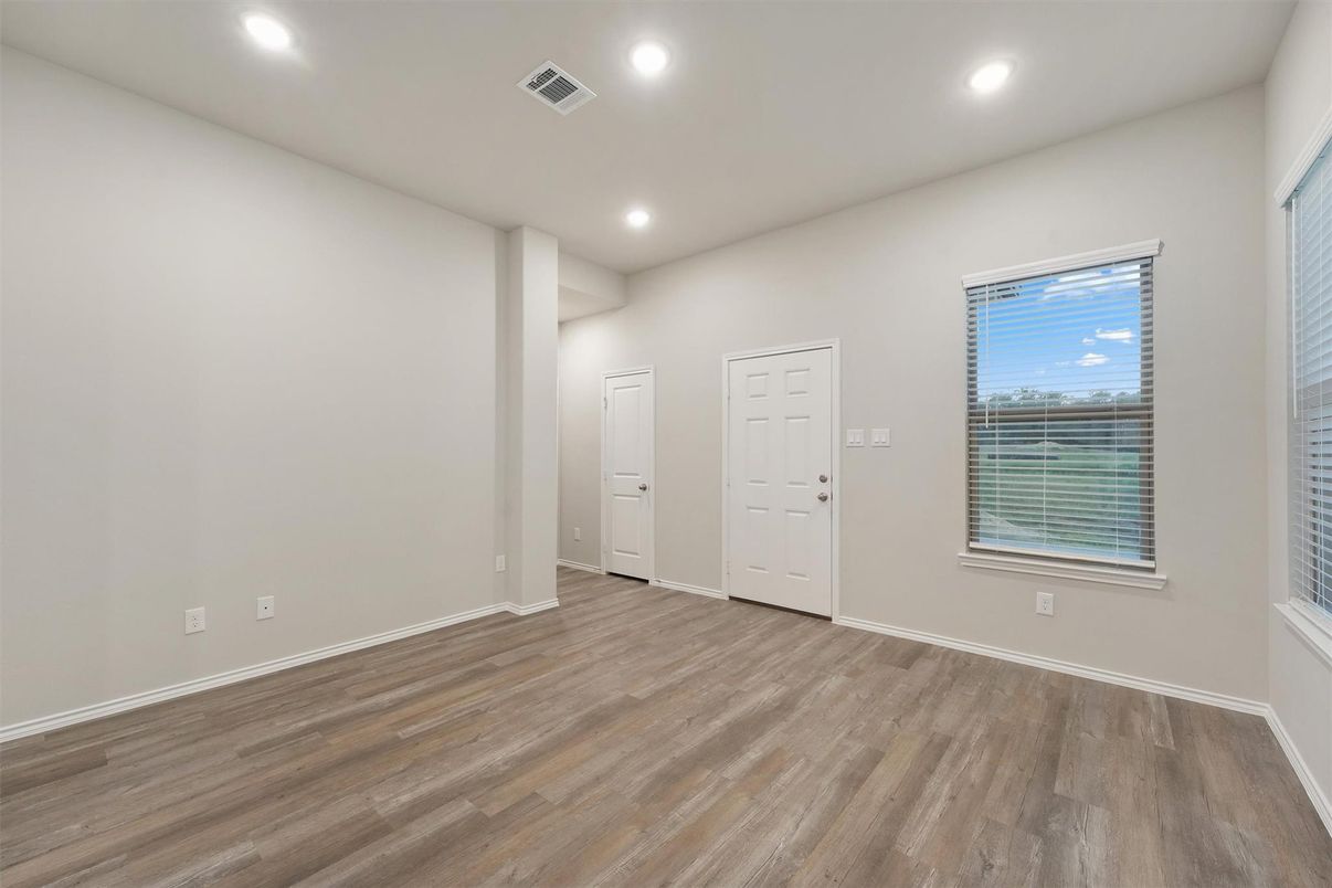 Empty room, Interior, Recessed Lighting, Wood Texture Flooring