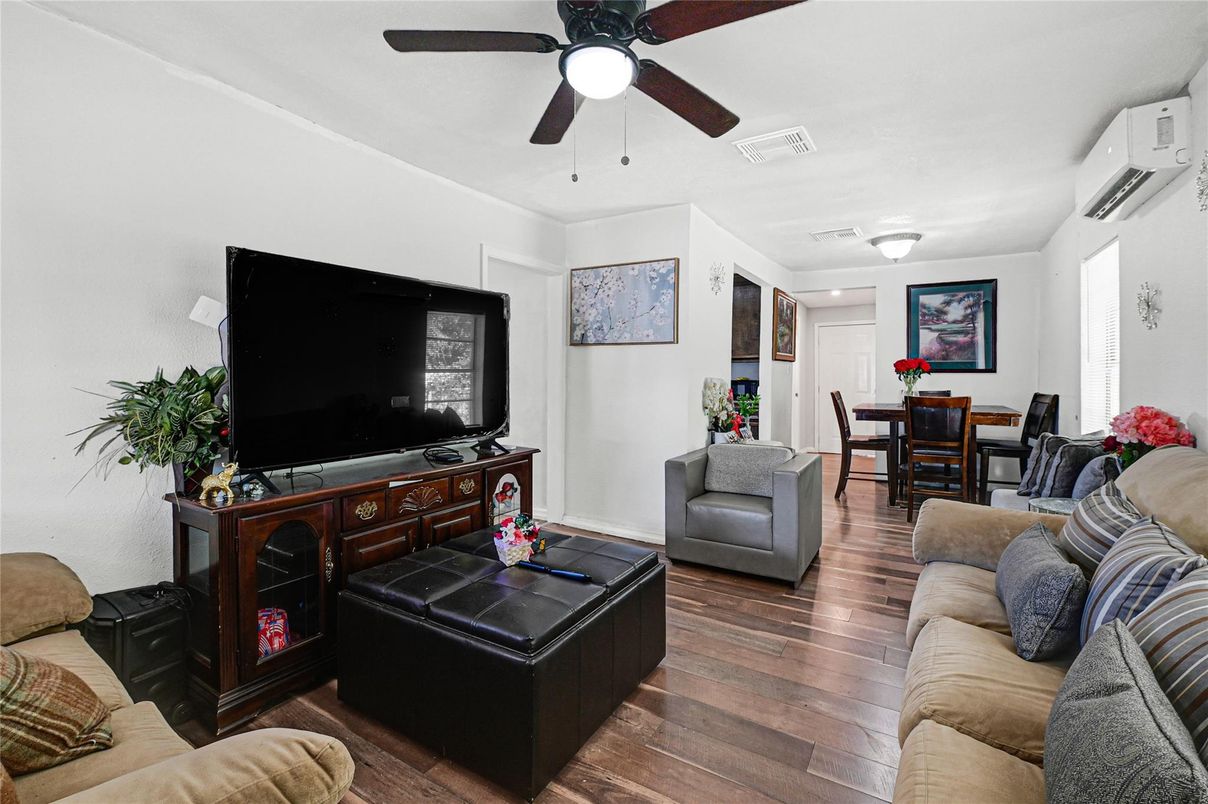 Dining room, Interior, Living room, Wood Texture Flooring