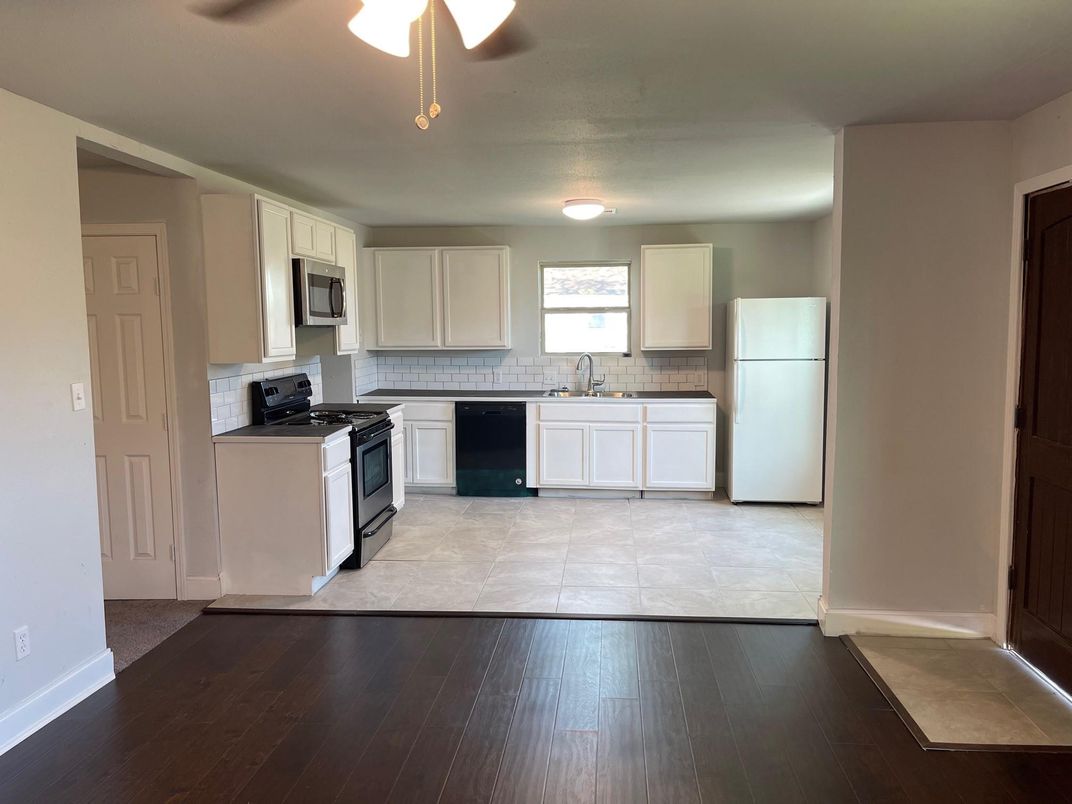 Interior, Kitchen, Wood Texture Flooring
