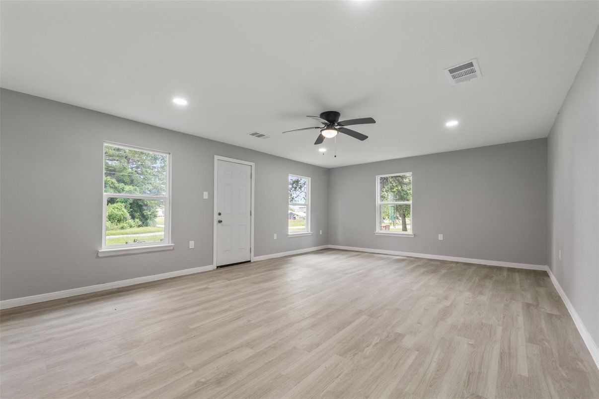 Empty room, Interior, Recessed Lighting, Wood Texture Flooring