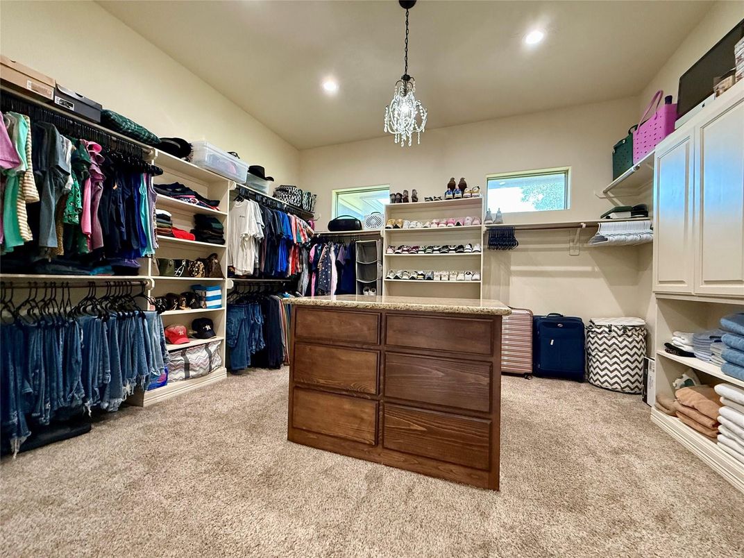 Interior, Pendant Lights, Recessed Lighting, Walk-in Closets
