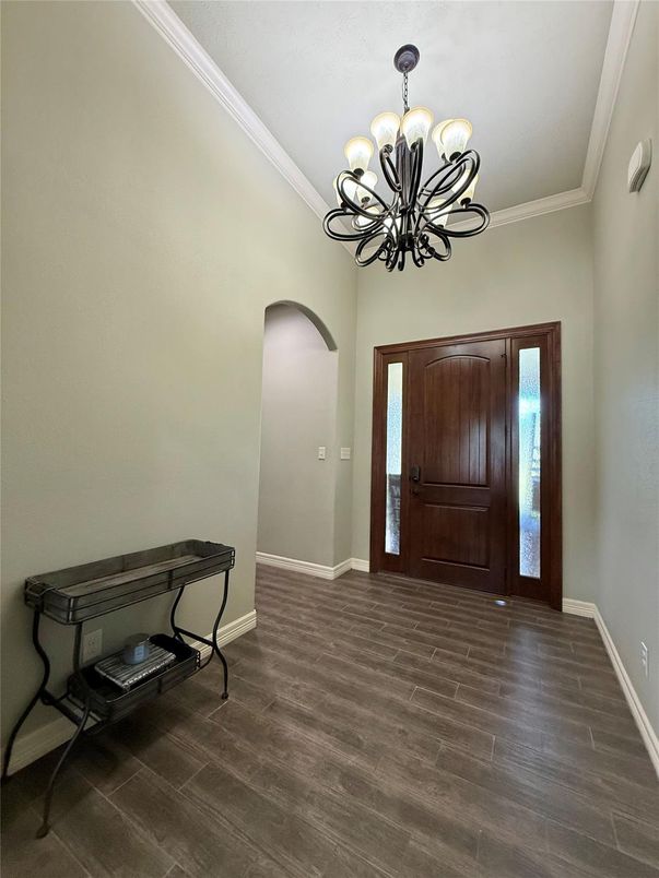 Chandelier, Interior, Wood Texture Flooring