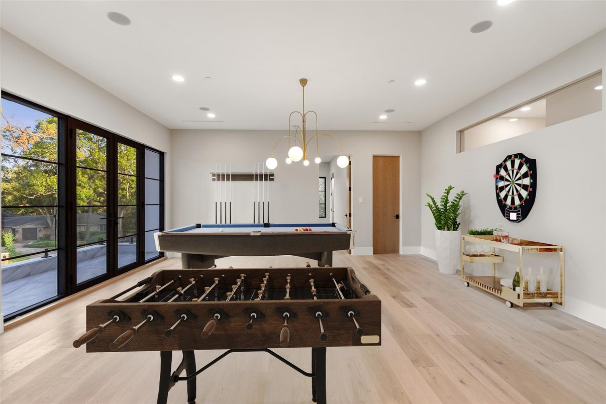 Billiard Table, Game Room, Interior, Pendant Lights, Recessed Lighting, Wood Texture Flooring