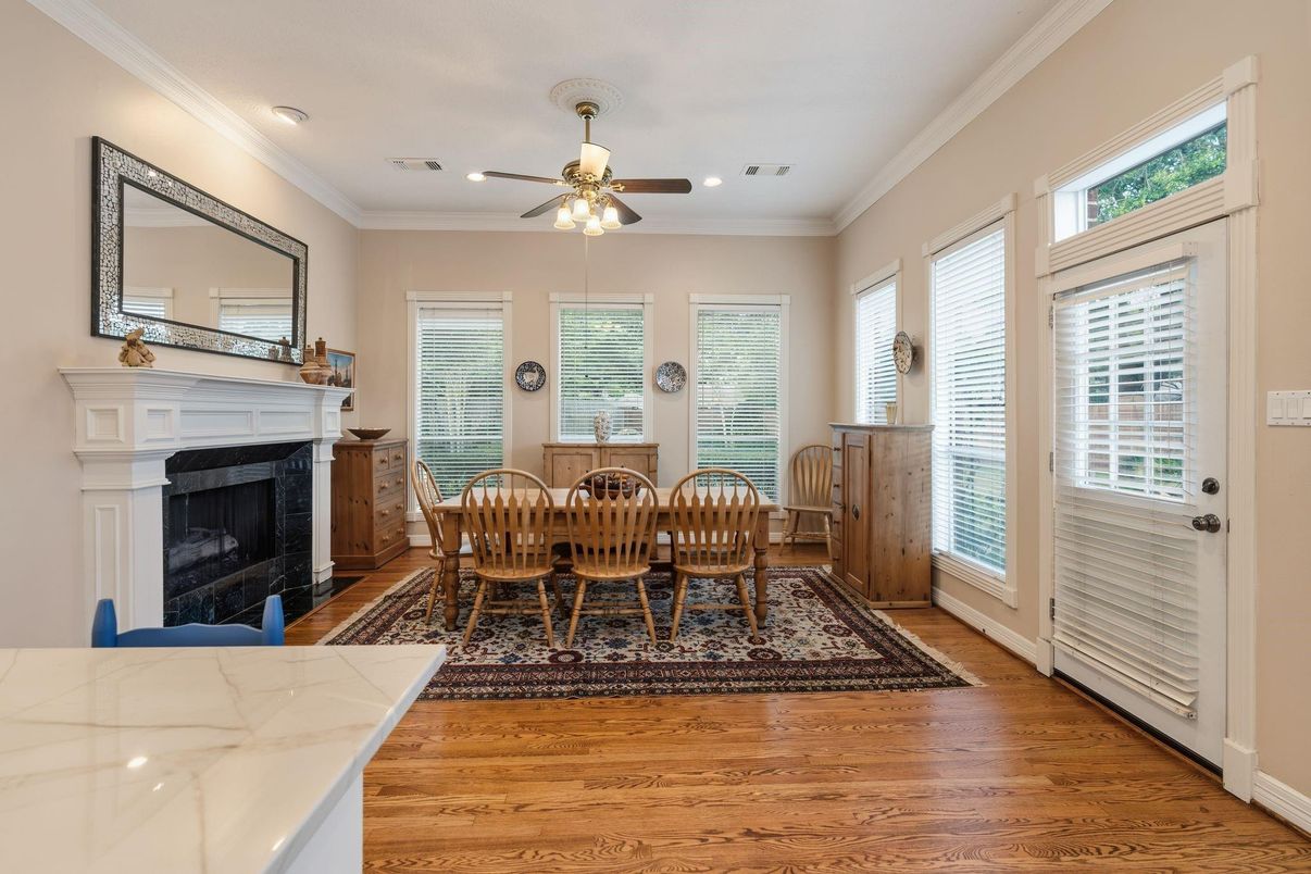Dining room, Fireplace, Interior, Recessed Lighting, Wood Texture Flooring