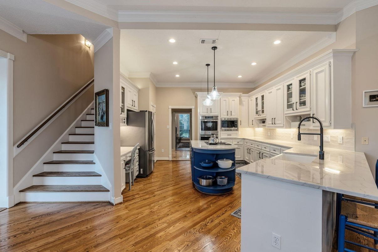 Interior, Kitchen, Pendant Lights, Recessed Lighting, Stainless Steel Appliances, Wood Texture Flooring