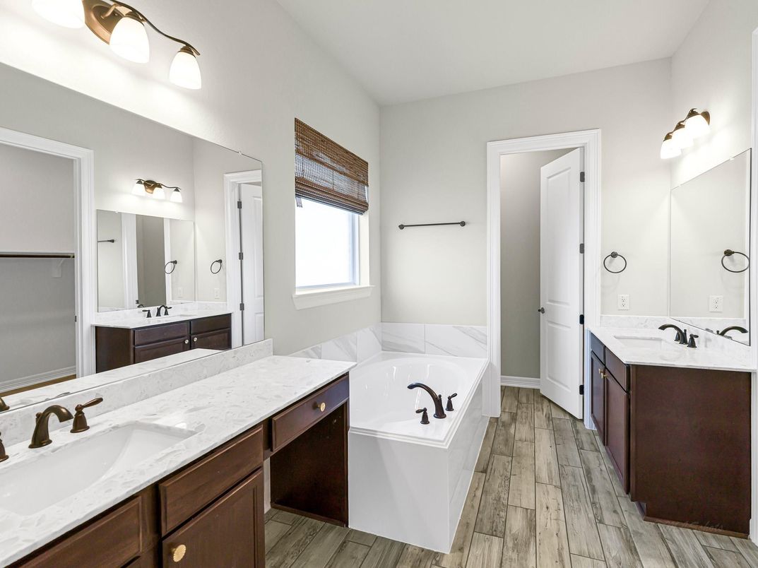 Bathroom, Dual Sink Vanities, Interior, Wood Texture Flooring