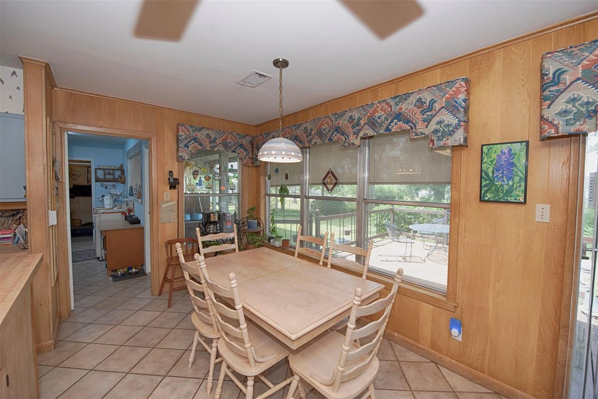 Dining room, Interior, Pendant Lights, Wooden Walls
