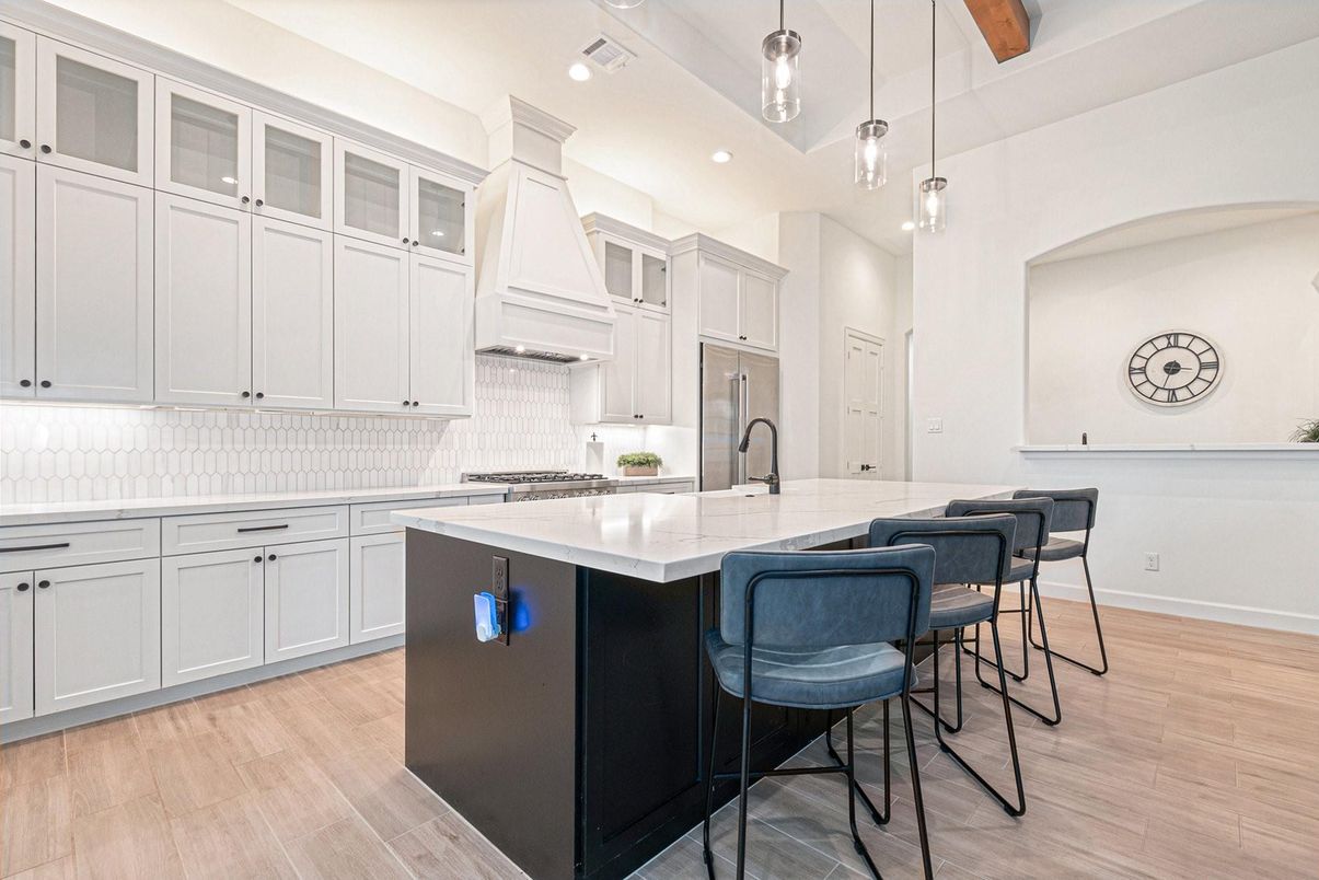 Interior, Kitchen, Pendant Lights, Recessed Lighting, Wooden Beams, Wood Texture Flooring