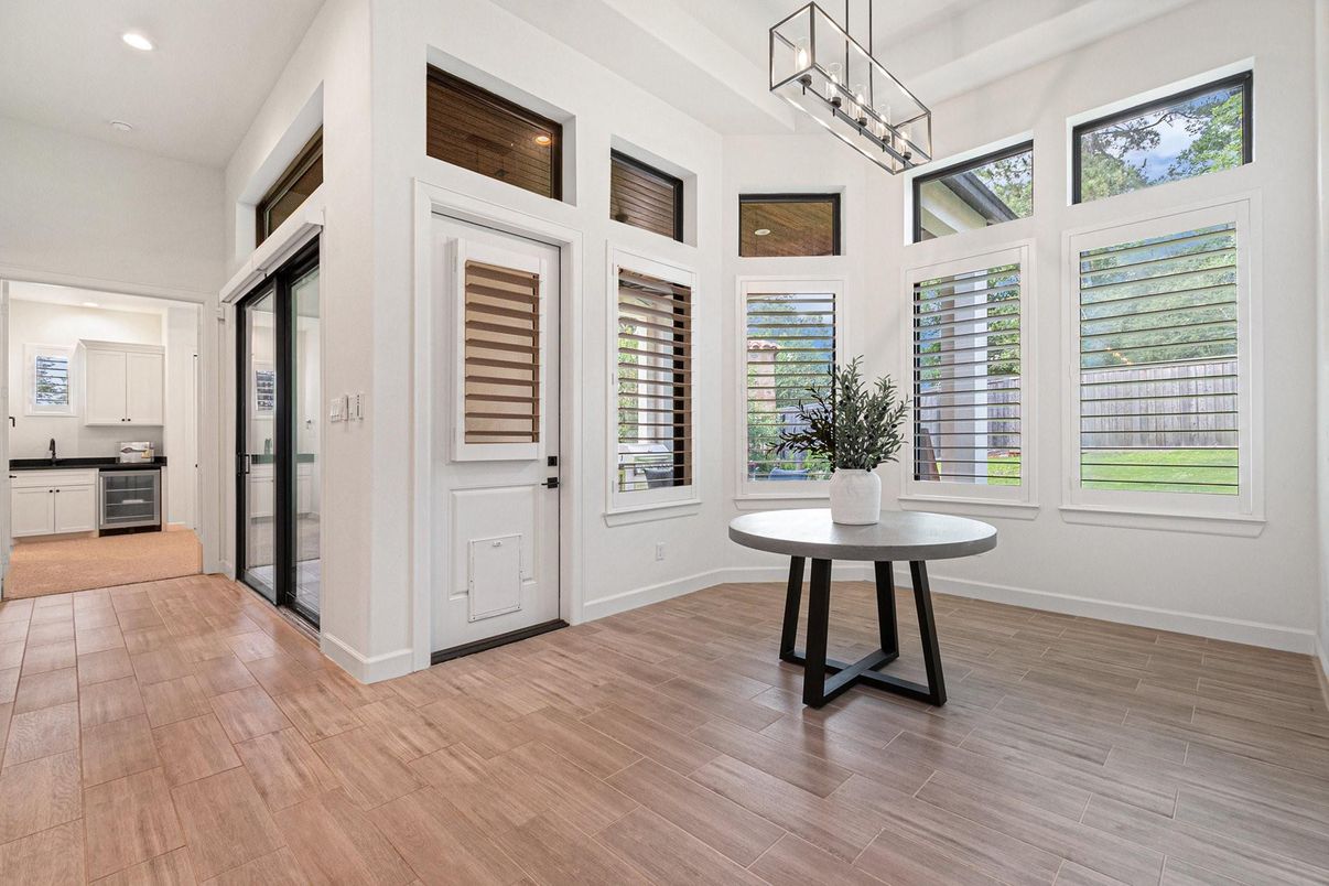 Interior, Pendant Lights, Recessed Lighting, Wood Texture Flooring