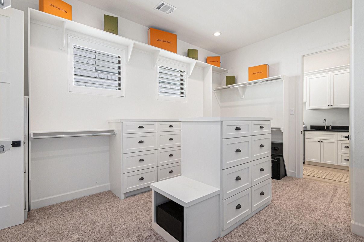 Interior, Recessed Lighting, Walk-in Closets