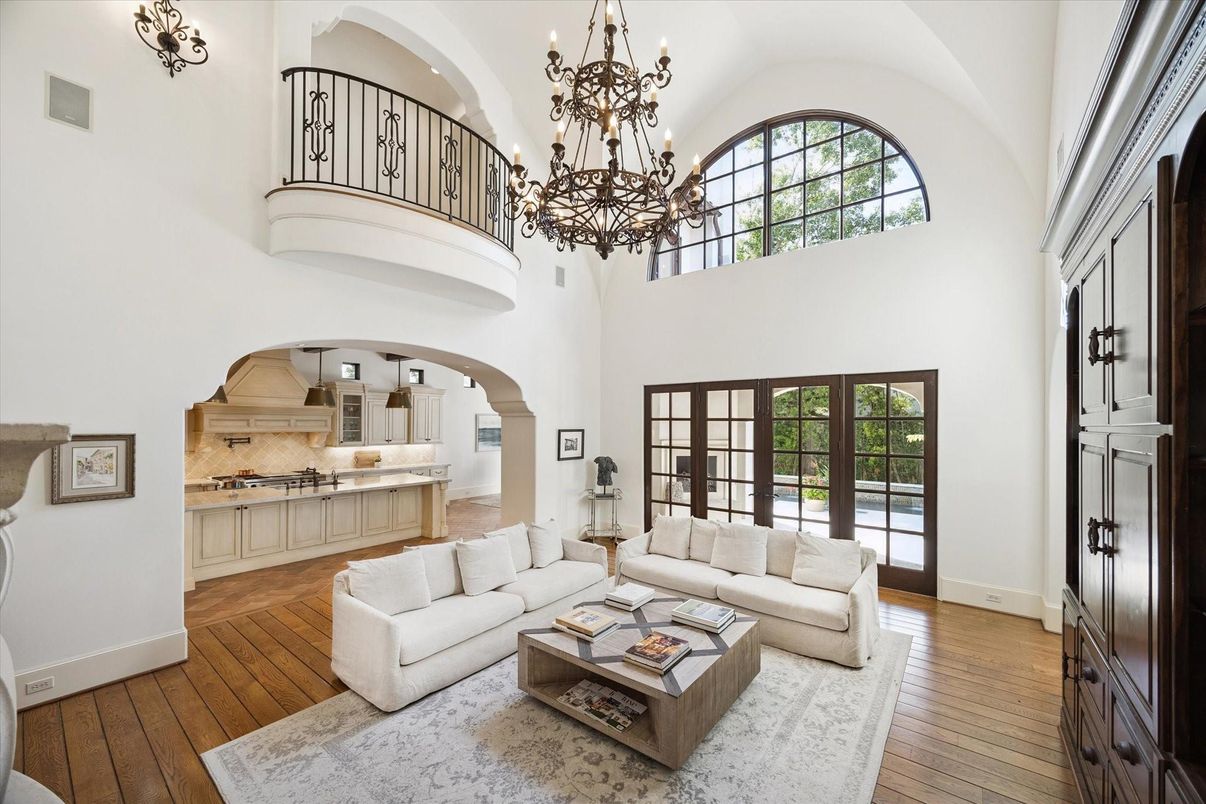 Chandelier, Interior, Living room, Wood Texture Flooring