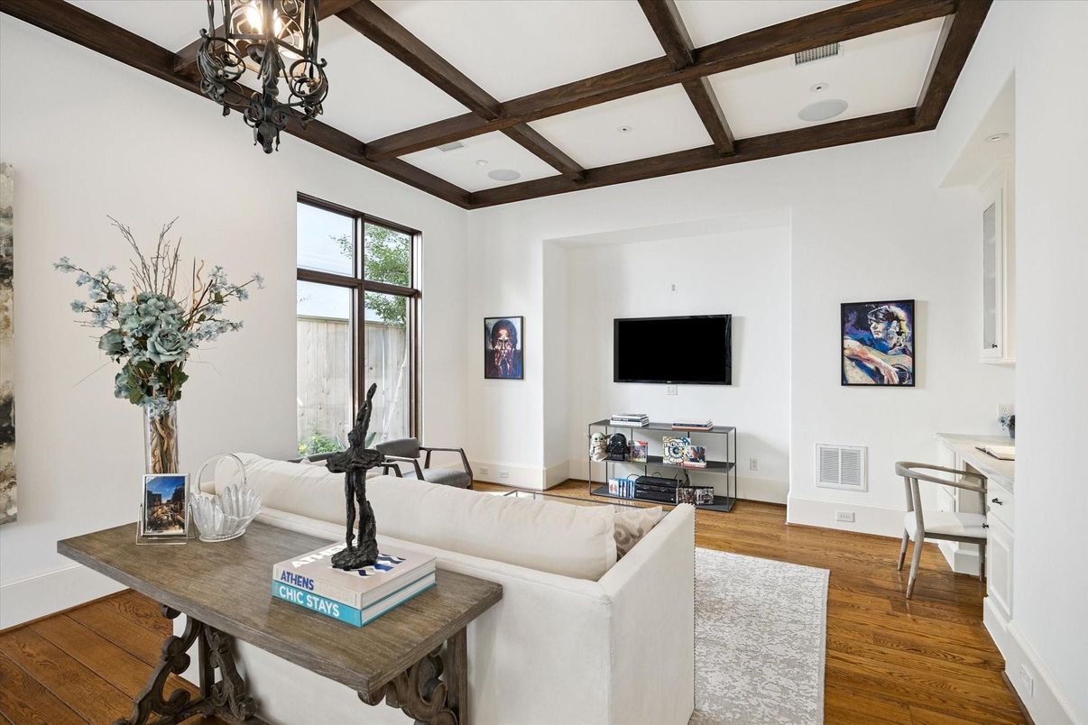 Chandelier, Interior, Living room, Recessed Lighting, Wooden Beams, Wood Texture Flooring