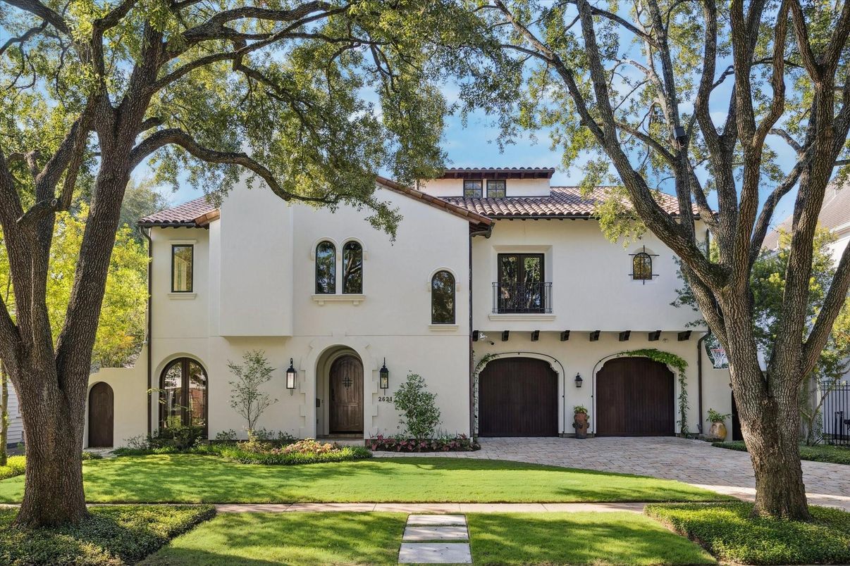 Attached, Backyard, Exterior, Facade, Spanish Mediterranean