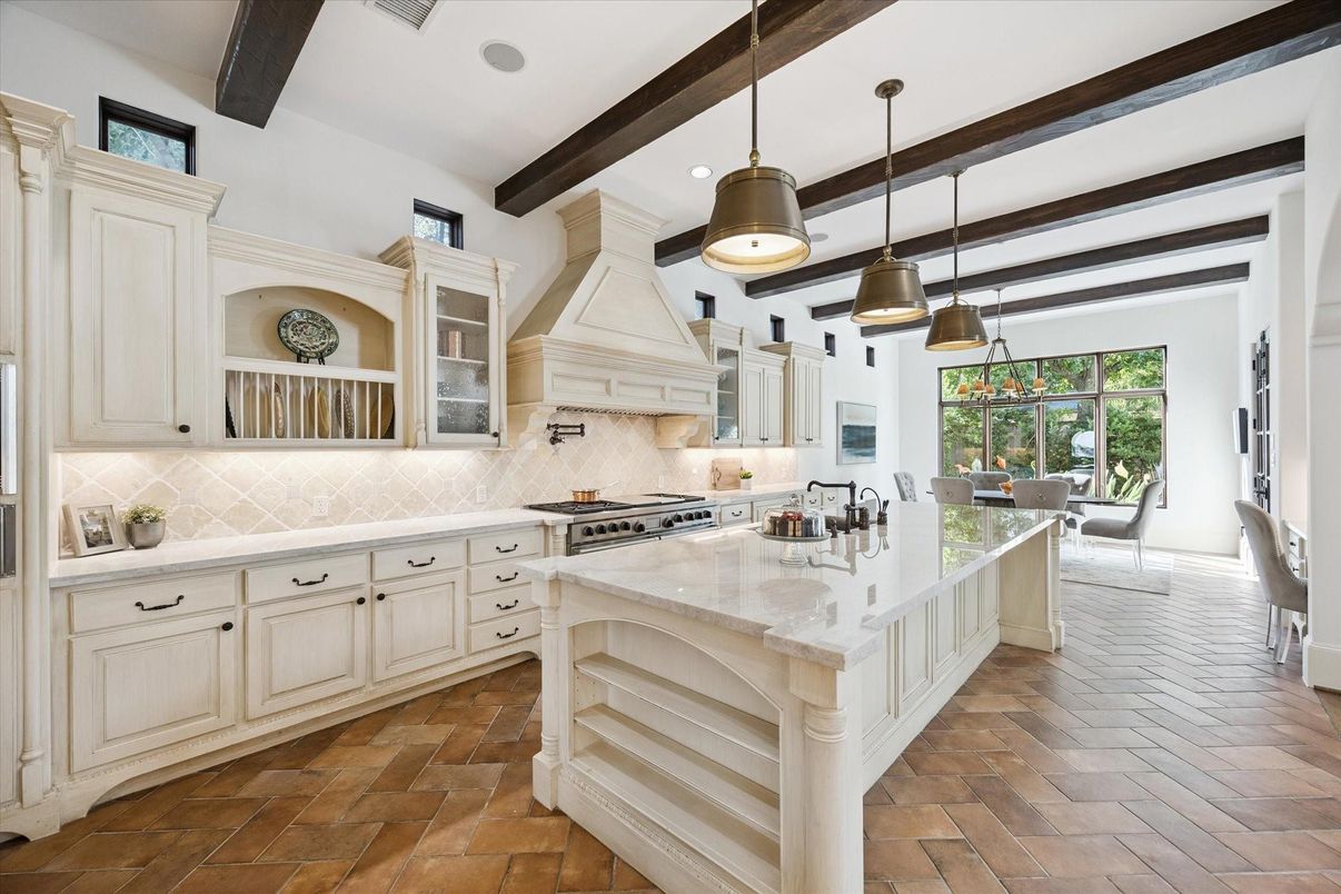Dining room, Interior, Kitchen, Pendant Lights, Recessed Lighting, Stainless Steel Appliances, Wooden Beams