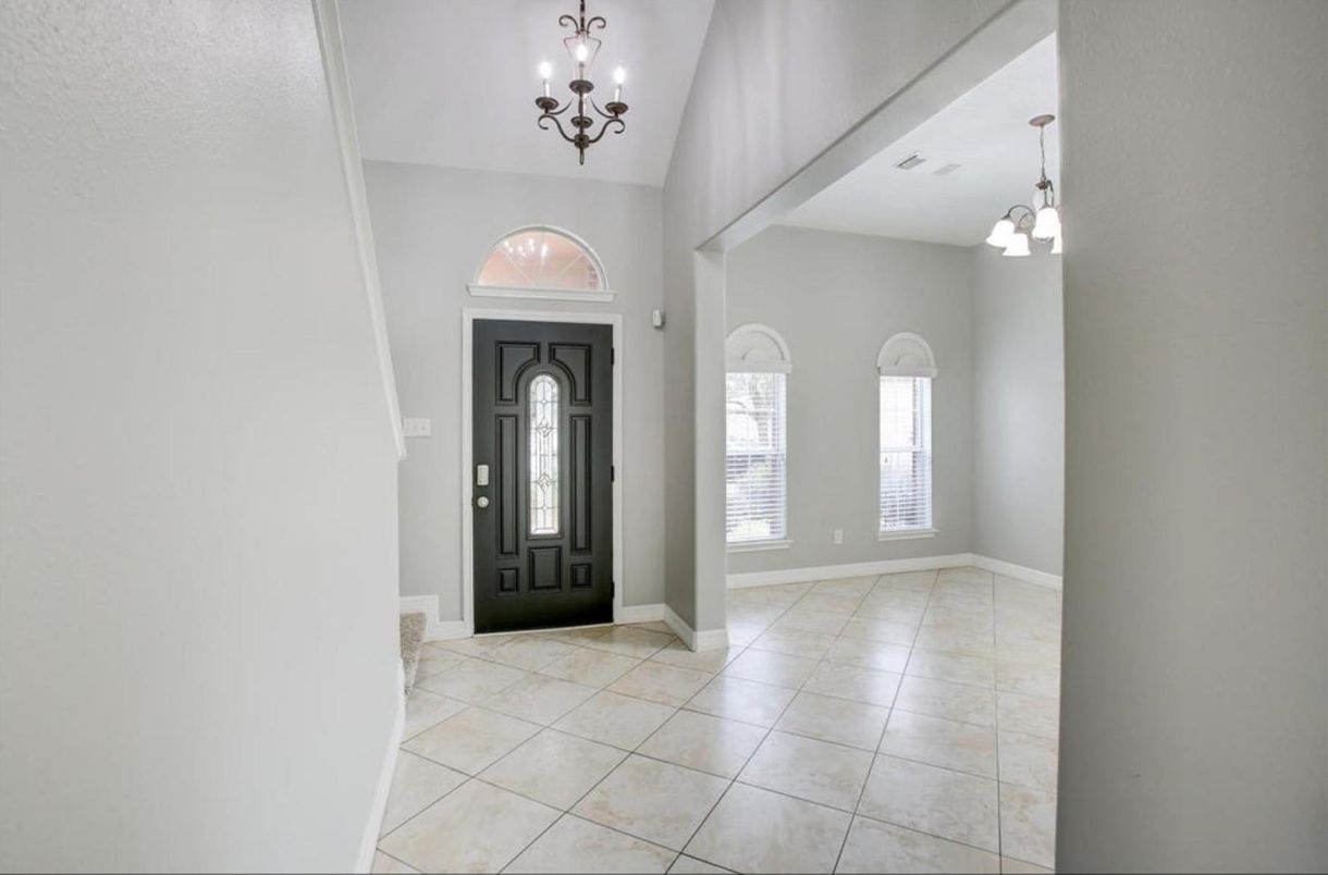 Chandelier, Interior, Pendant Lights