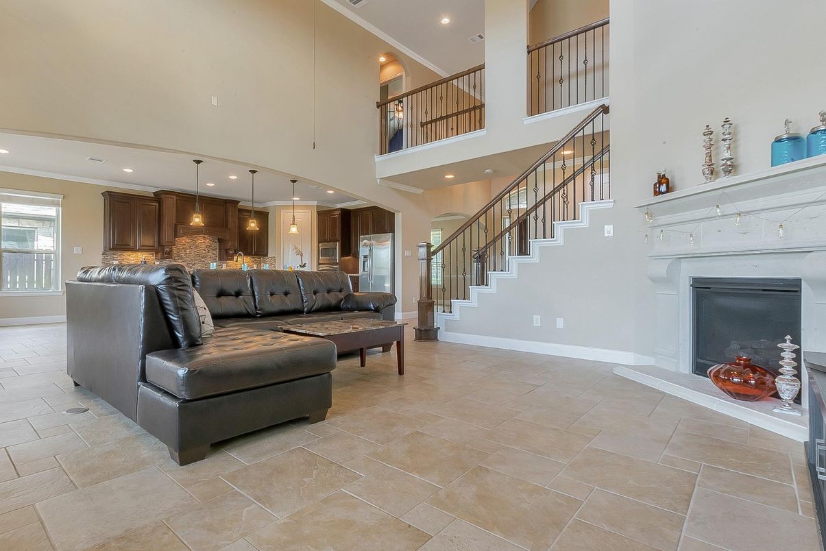 Fireplace, Interior, Kitchen, Pendant Lights, Recessed Lighting