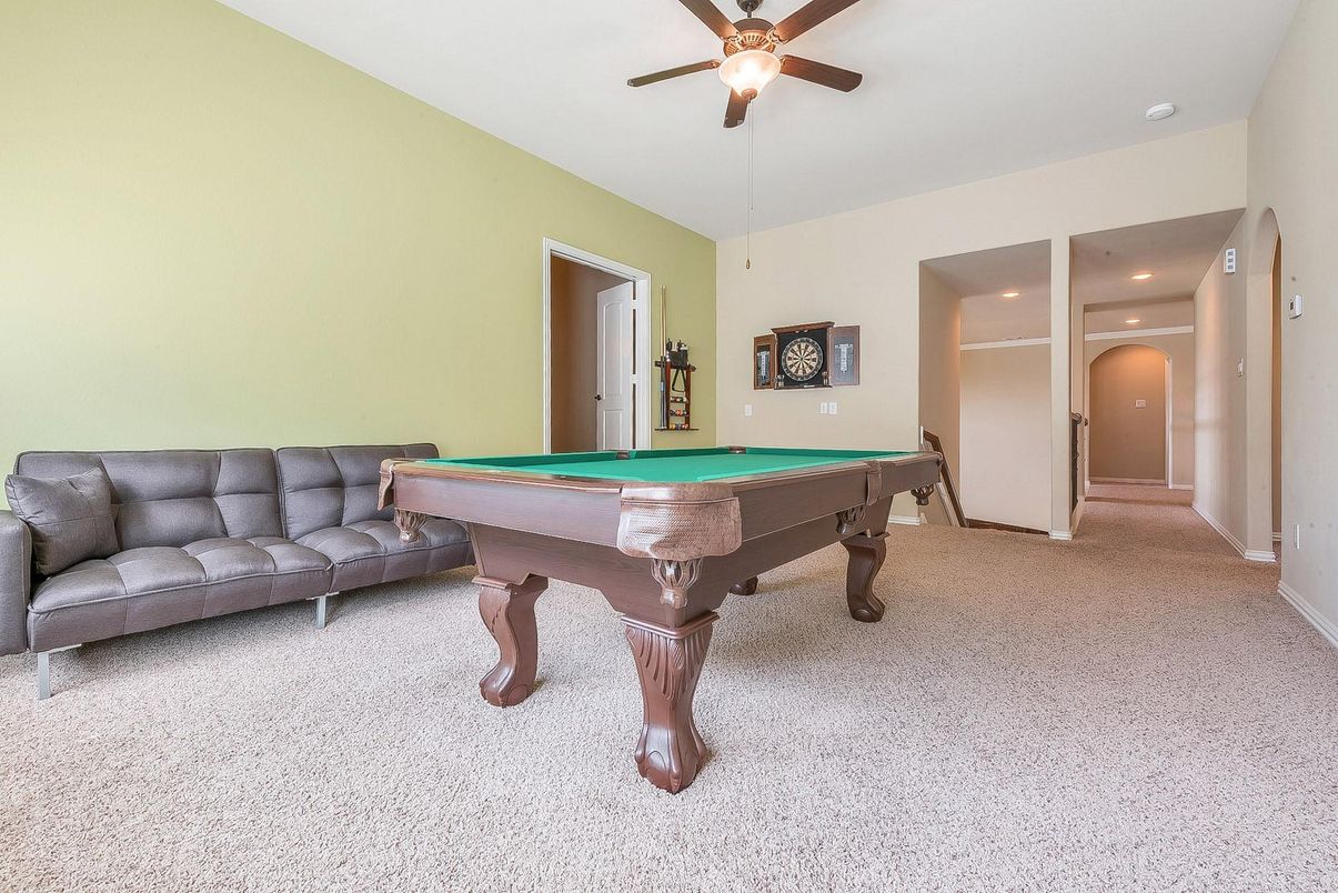 Billiard Table, Game Room, Interior, Recessed Lighting