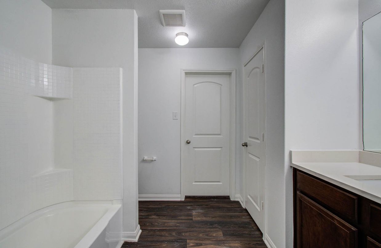 Bathroom, Interior, Wood Texture Flooring