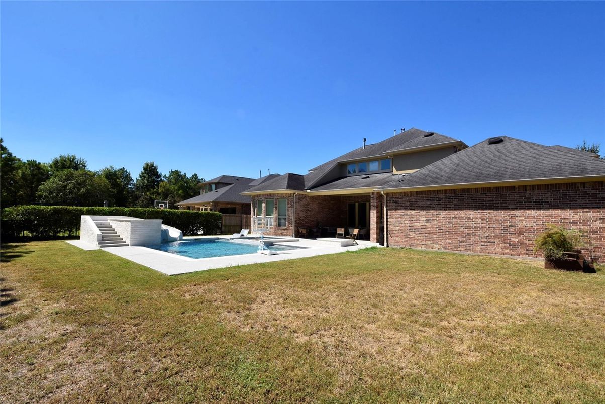 Backyard, Exterior, Pool