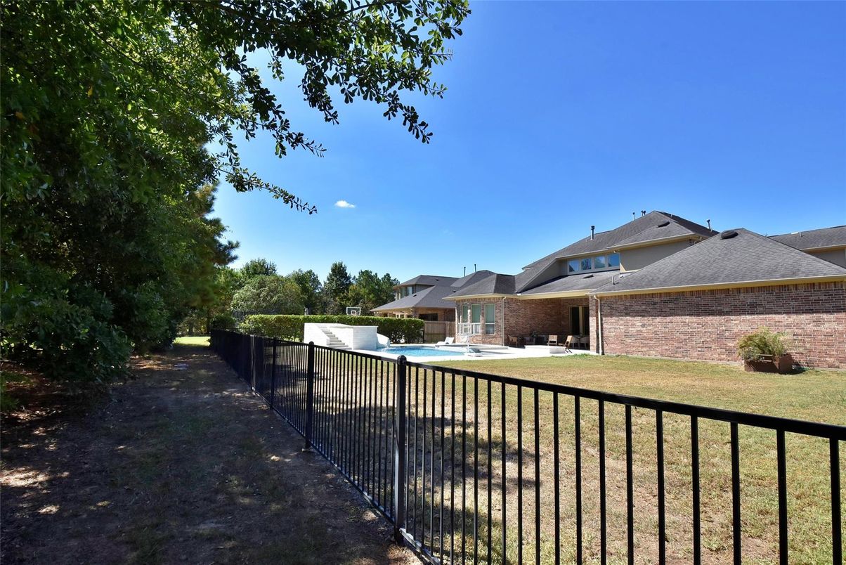 Backyard, Exterior, Pool