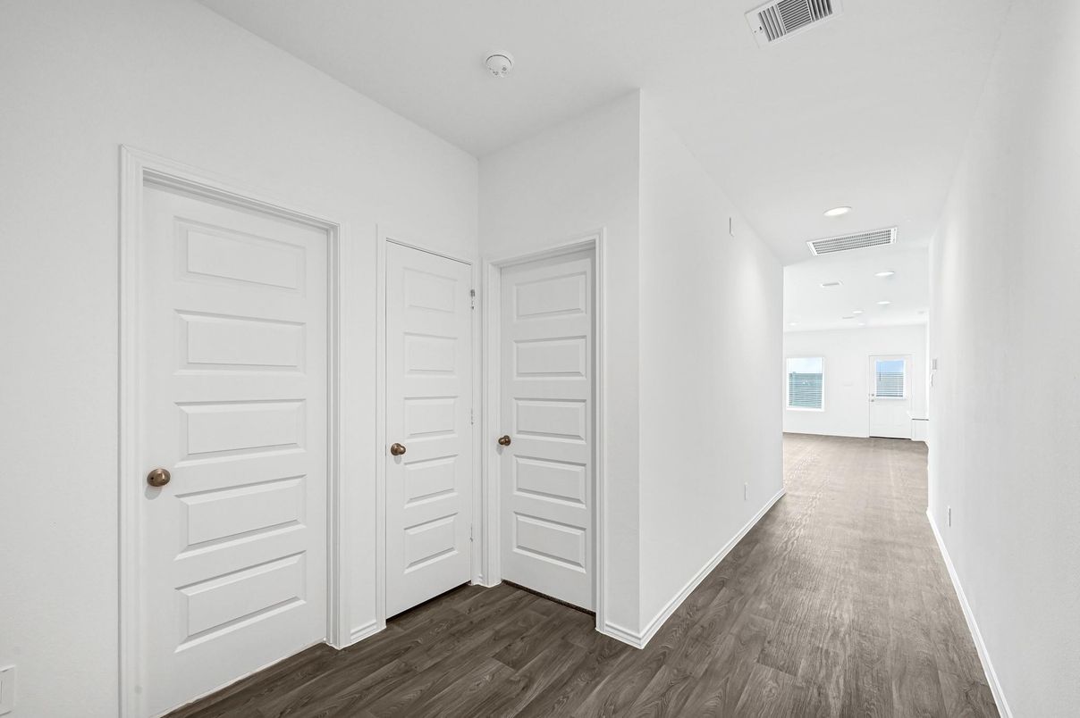 Interior, Recessed Lighting, Wood Texture Flooring