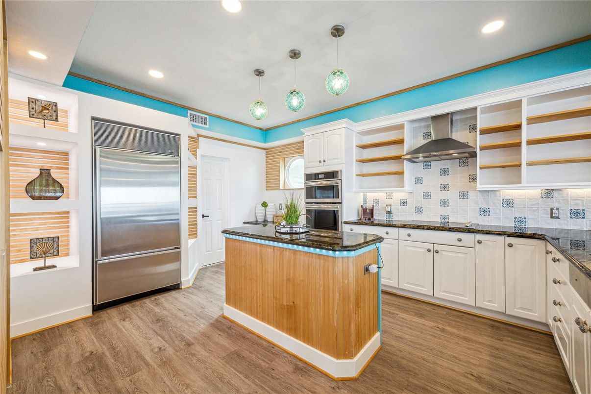 Interior, Kitchen, Pendant Lights, Recessed Lighting, Stainless Steel Appliances, Wood Texture Flooring