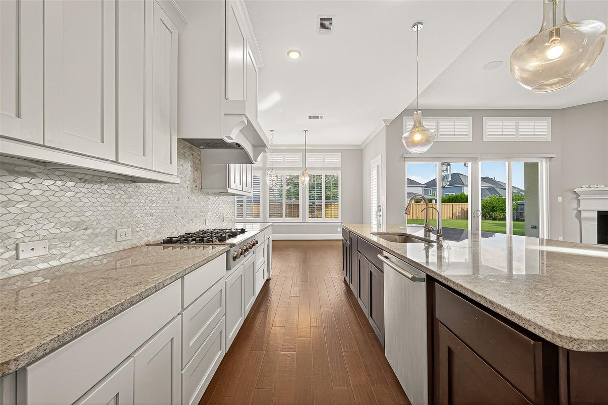 Bedroom, Interior, Pendant Lights, Recessed Lighting