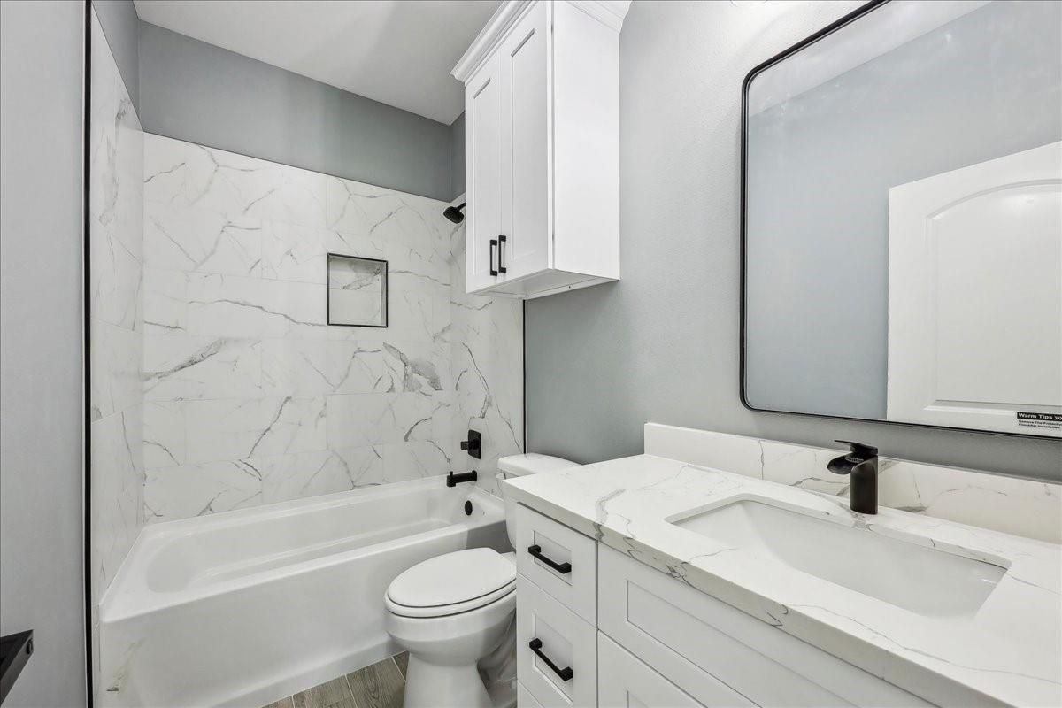 Bathroom, Interior, Marble Walls